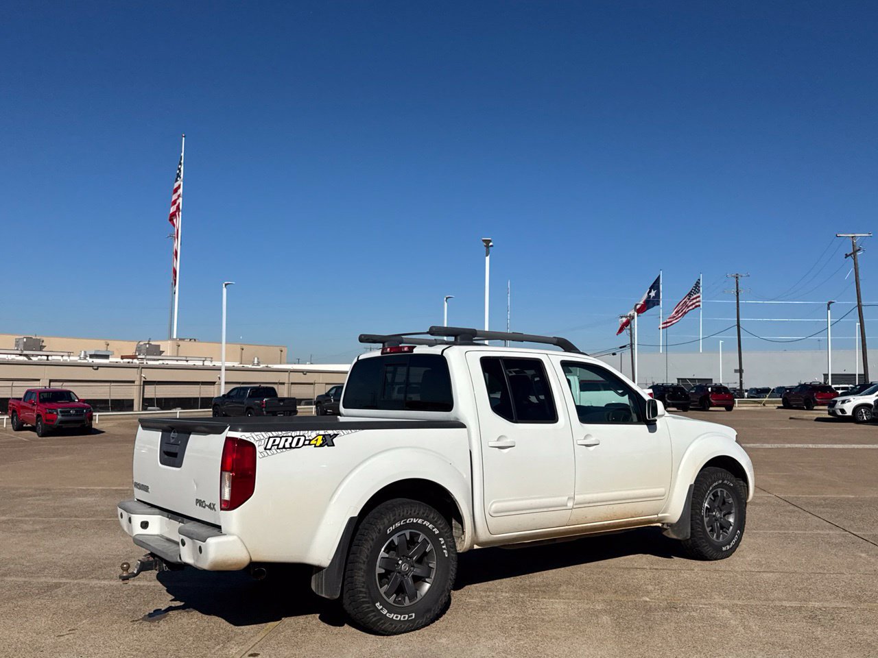 Used 2015 Nissan Frontier PRO-4X w/ Pro-4x Luxury Package AWD/4WD image 27