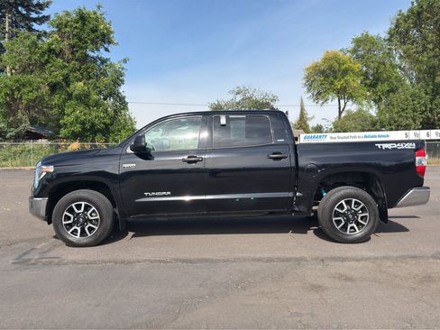 Used 2020 Toyota Tundra SR5 w/ TRD Off-Road Plus Package AWD/4WD image 20