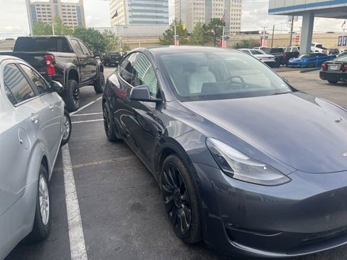 Used 2022 Tesla Model Y Performance image 1