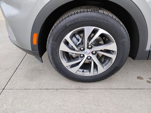 Used 2023 Buick Envision Essence image 23