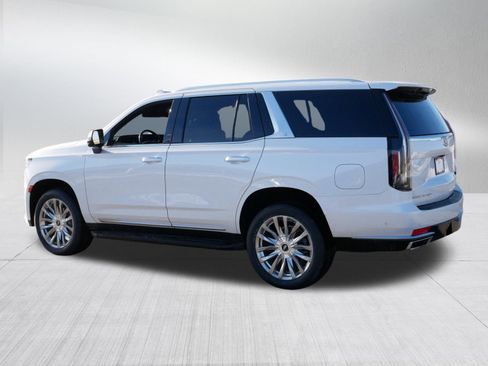 Certified 2023 Cadillac Escalade Premium Luxury image 4
