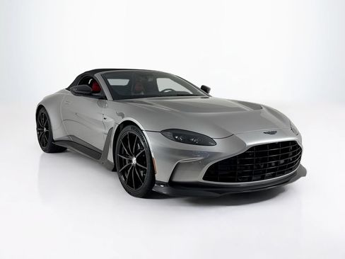 Used 2023 Aston Martin V12 Vantage Roadster RWD image 7
