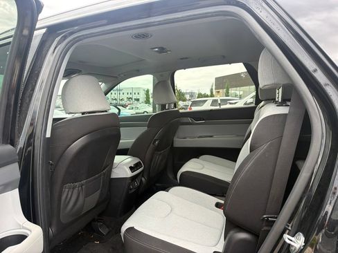 Used 2021 Hyundai Palisade SEL w/ Convenience Package FWD image 9