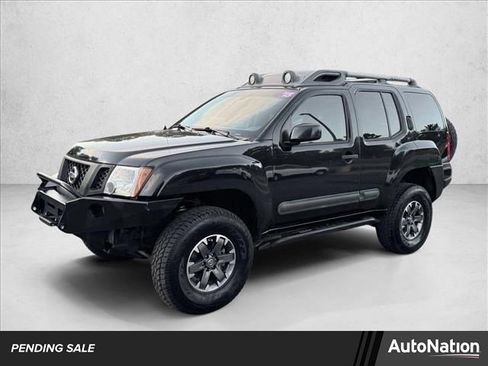 Used 2015 Nissan Xterra PRO-4X w/ Pro-4x Leather Package image 1
