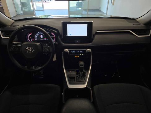 Certified 2023 Toyota RAV4 LE AWD/4WD image 10