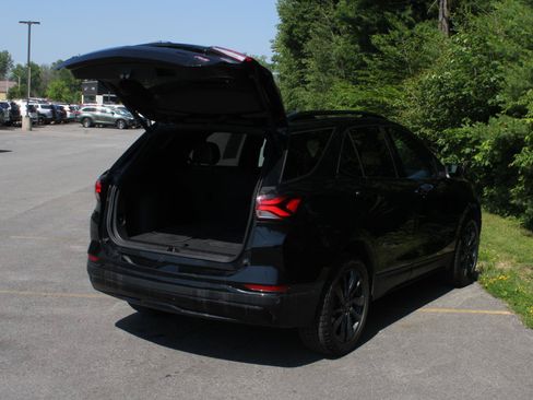 Used 2024 Chevrolet Equinox RS AWD/4WD image 7