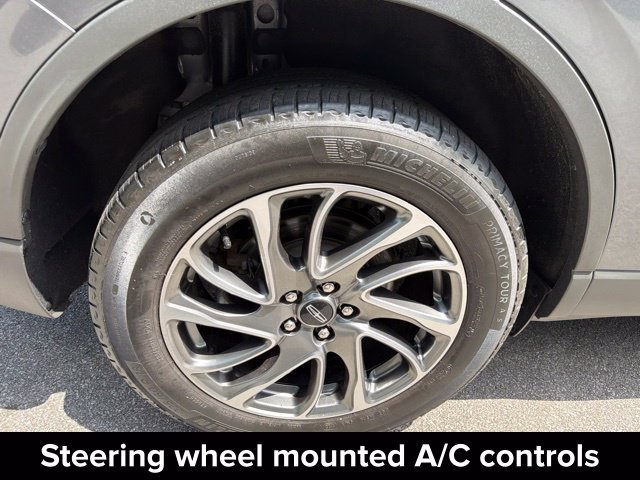 Certified 2022 Lincoln Corsair AWD w/ Equipment Group 101A image 31