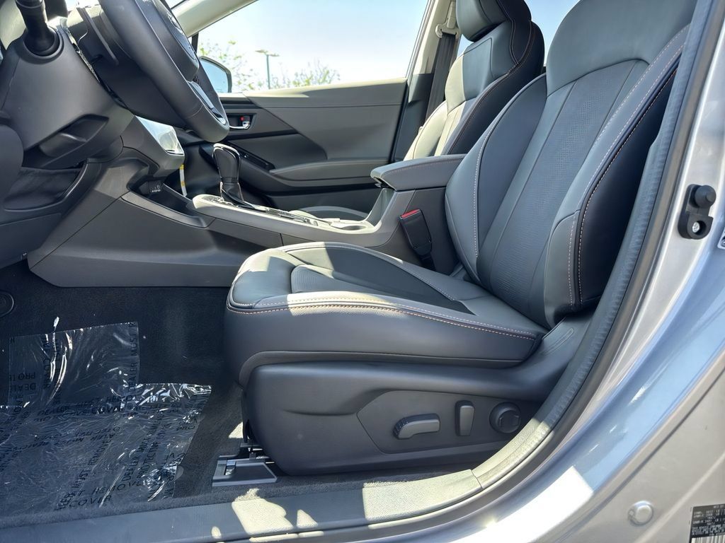 New 2026 Subaru Crosstrek 2.5i Limited w/ Crosstrek Mirror Package AWD/4WD image 14