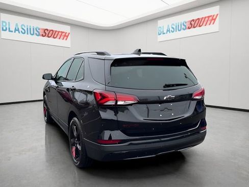 Used 2024 Chevrolet Equinox Premier AWD/4WD image 5