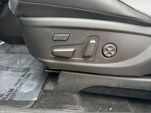 Used 2020 Hyundai Palisade Limited image 19