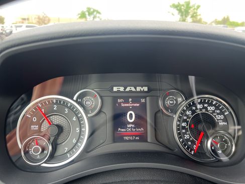 Used 2024 RAM 2500 Big Horn w/ Bed Utility Group image 36