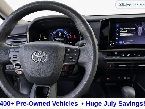 Used 2025 Toyota Camry LE FWD image 10