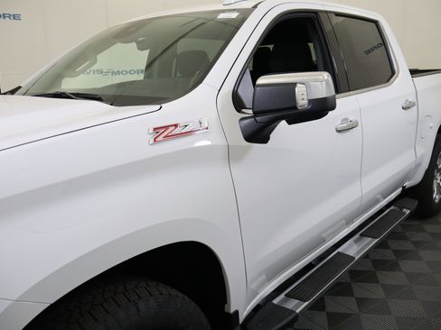 New 2026 Chevrolet Silverado 1500 LTZ w/ LTZ Premium Package AWD/4WD image 13