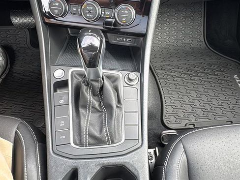 Used 2022 Volkswagen Jetta SE image 24