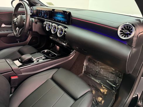 Certified 2023 Mercedes-Benz CLA 250 image 21