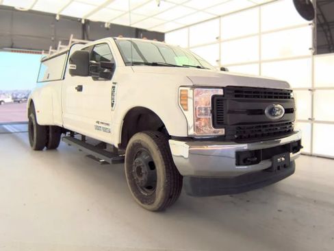 Used 2019 Ford F350 XL w/ XL Value Package AWD/4WD image 6