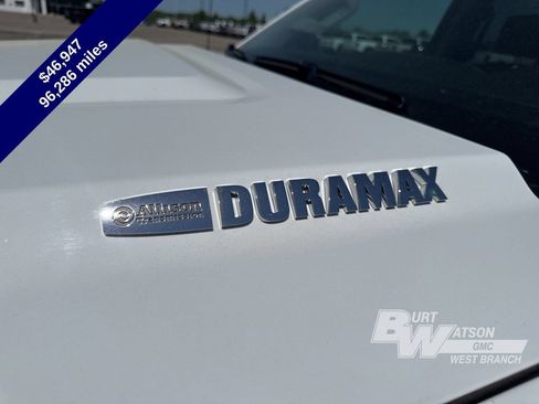 Used 2019 GMC Sierra 2500 Denali w/ Duramax Plus Package AWD/4WD image 11