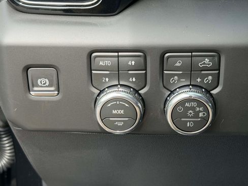 Used 2026 GMC Sierra 2500 AT4X AWD/4WD image 20