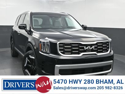 Used 2024 Kia Telluride S w/ S Sunroof Package