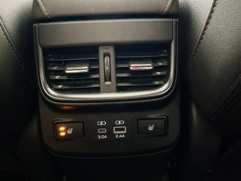 Used 2025 Subaru Outback Wilderness AWD/4WD image 27