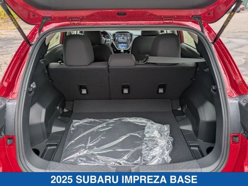 Certified 2025 Subaru Impreza 2.0i image 31