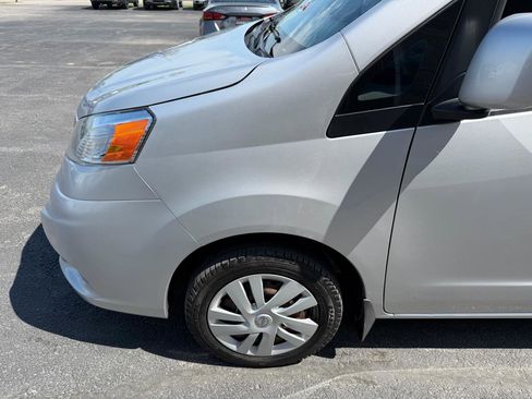 Used 2018 Nissan NV200 SV w/ Navigation Package image 13