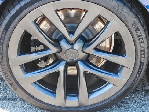 Used 2023 Tesla Model S Plaid AWD/4WD image 11