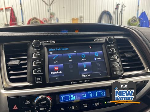 Used 2019 Toyota Highlander Limited w/ Protection Package #3 AWD/4WD image 55