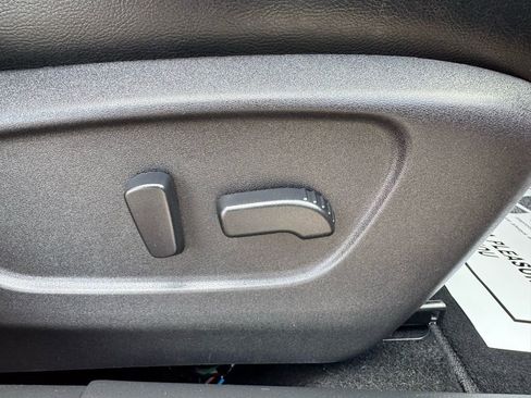 Used 2022 Nissan Rogue Sport SL w/ Premium Package image 34