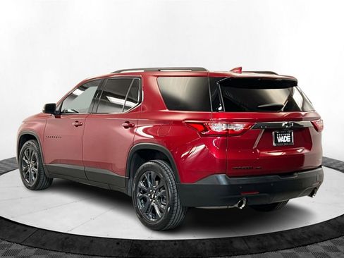 Used 2021 Chevrolet Traverse RS image 3