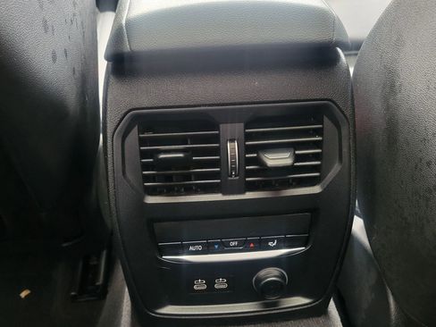 Used 2019 BMW 330i xDrive Sedan w/ Convenience Package AWD/4WD image 13