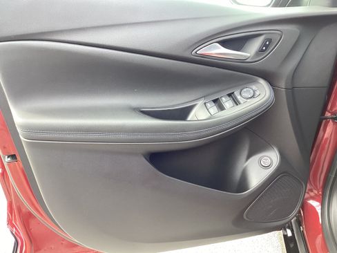 Used 2025 Buick Encore GX Sport Touring w/ Advanced Technology Package AWD/4WD image 16