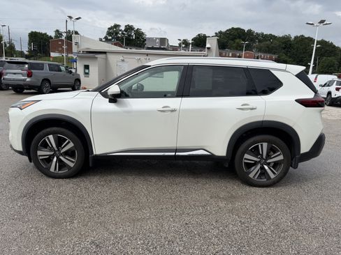 Used 2023 Nissan Rogue SL AWD/4WD image 4