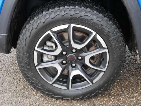 Used 2025 Jeep Compass Trailhawk w/ Trailhawk Elite Group image 15