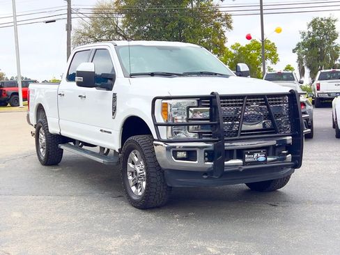 Used 2017 Ford F250 Lariat w/ Chrome Package AWD/4WD image 11