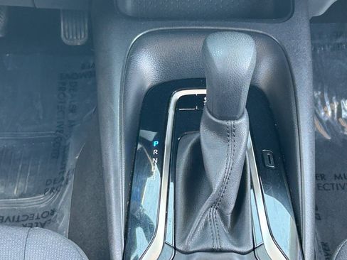 Used 2023 Toyota Corolla LE FWD image 19