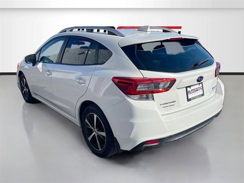 Used 2022 Subaru Impreza Premium image 5