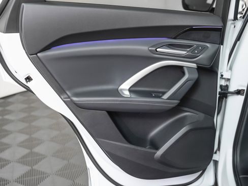 Certified 2025 Audi Q5 Premium w/ Convenience Package image 24