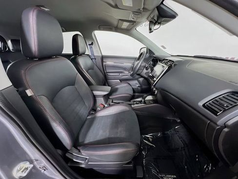 Used 2024 Mitsubishi Outlander Sport SE image 40