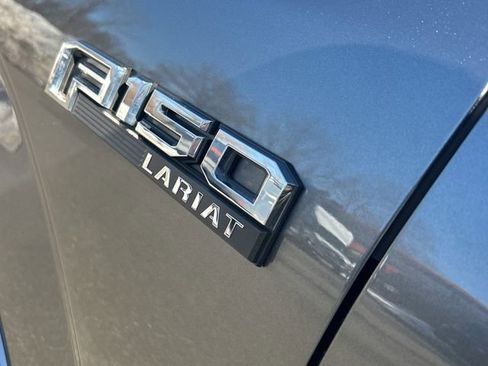Used 2019 Ford F150 Lariat w/ Trailer Tow Package image 12