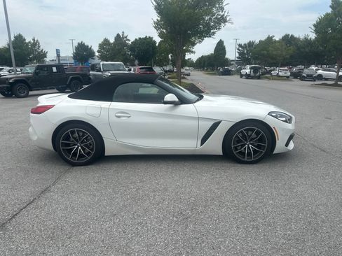 Used 2022 BMW Z4 sDrive30i w/ Premium Package 2 RWD image 4