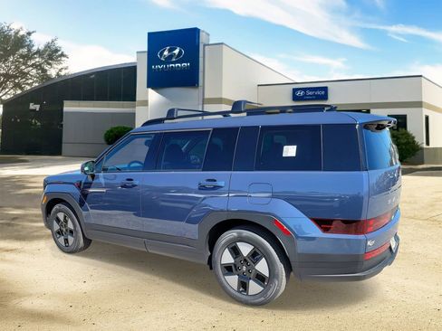 Used 2026 Hyundai Santa Fe SEL FWD image 4