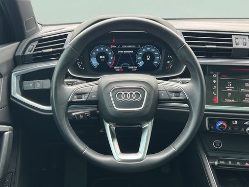 Used 2024 Audi Q3 2.0T Premium Plus w/ Premium Plus Package AWD/4WD image 17