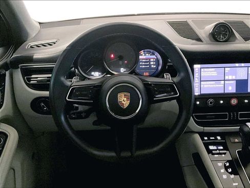 Used 2023 Porsche Macan S image 16
