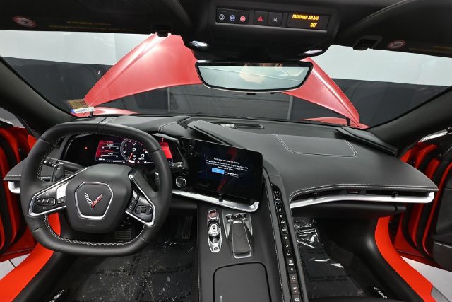 Used 2024 Chevrolet Corvette Stingray Preferred Cpe w/ Battery Protection Package RWD image 21