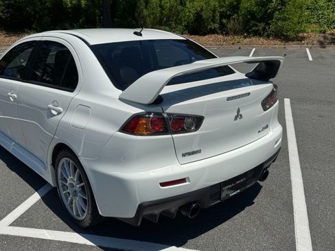 Used 2015 Mitsubishi Lancer Evolution GSR AWD/4WD image 21
