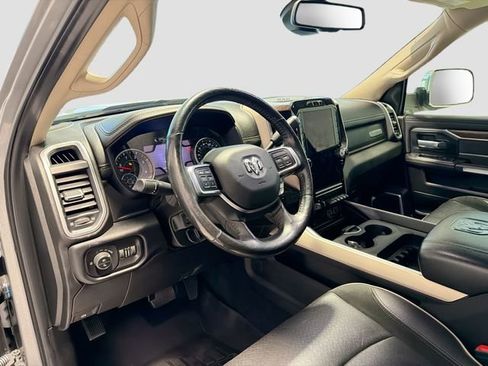 Used 2019 RAM 2500 Laramie image 9