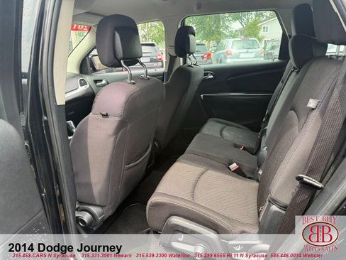 Used 2014 Dodge Journey American Value Package w/ Flexible Seating Group FWD image 11
