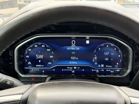 Used 2023 Chevrolet Silverado 1500 LT image 11