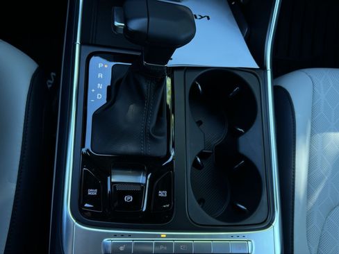 New 2026 Kia Carnival EX FWD image 34